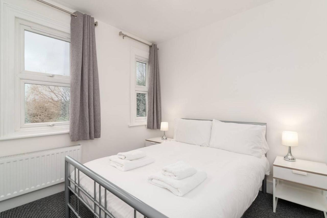 Guestready - Modern 2-Bed For 4 In Golders Green! 런던 외부 사진