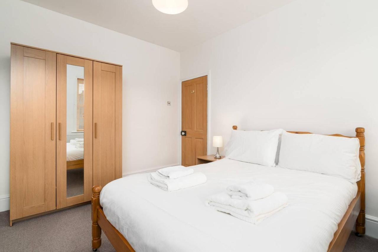Guestready - Modern 2-Bed For 4 In Golders Green! 런던 외부 사진