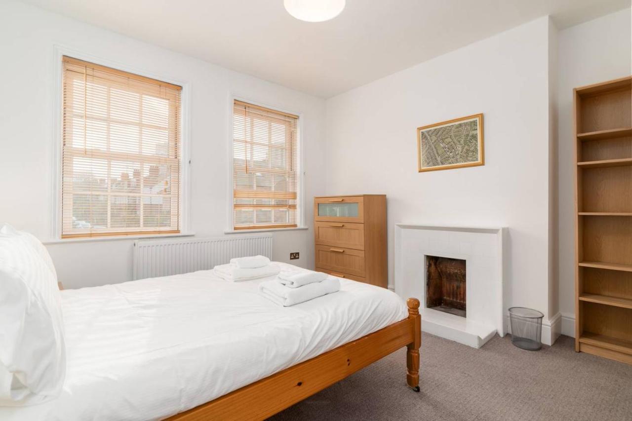 Guestready - Modern 2-Bed For 4 In Golders Green! 런던 외부 사진